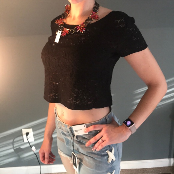 Express lace crop top - Picture 1 of 2